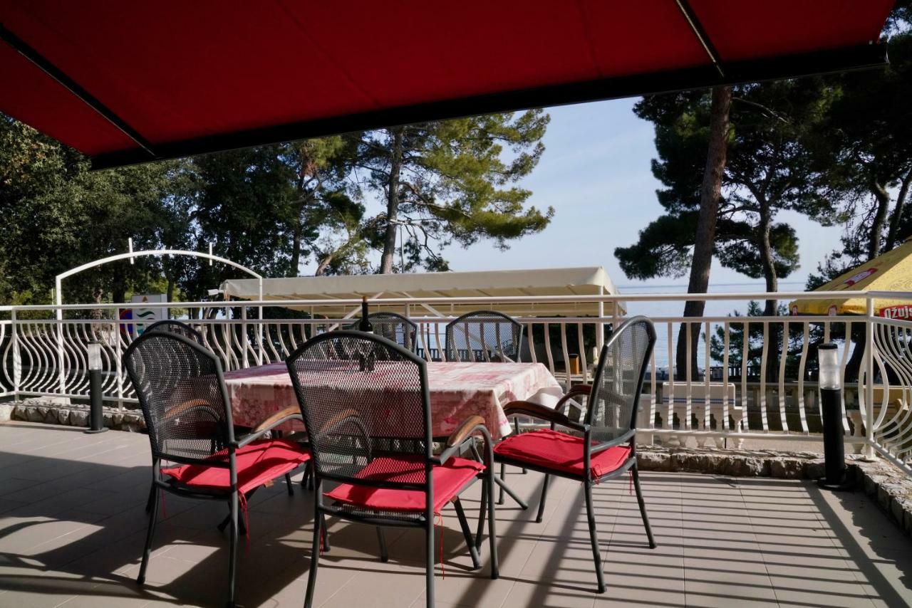 Sesar Apartments Krk - No. 1 Iva Krk Town Bagian luar foto